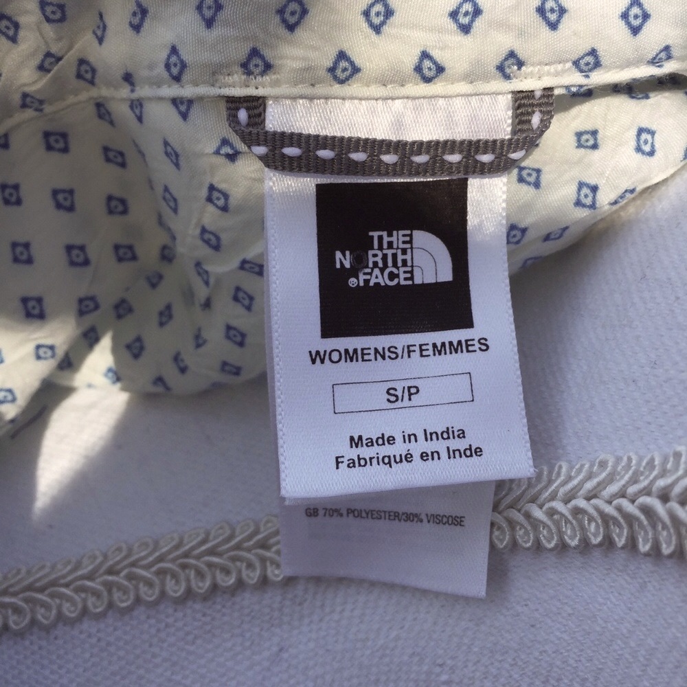 NWOT North Face shirt